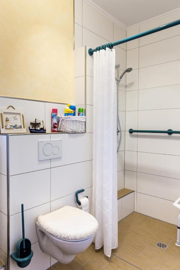 Ferienwohnung Bunde Екстер'єр фото